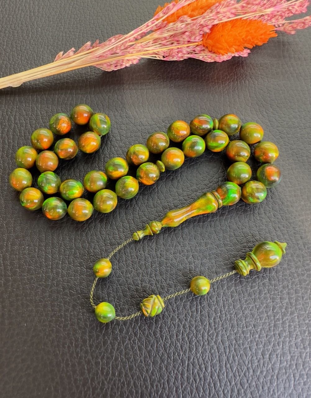 Uçlu Küre Model Yeşil Turuncu Yansımalı Opal Tesbih