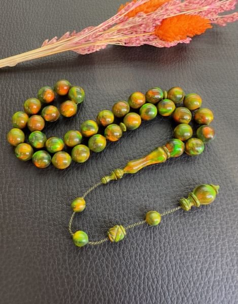 Uçlu Küre Model Yeşil Turuncu Yansımalı Opal Tesbih