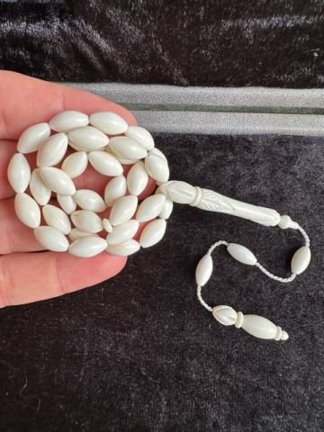Beyzi Model Kalem İşçilikli Sade Deve Kemiği Tesbih