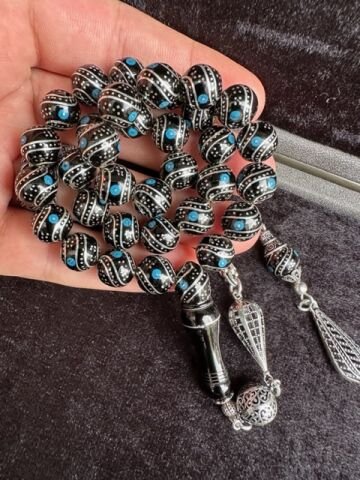 Küre Model 925 Ayar Gümüş ve Firuze İşlemeli Oltu Taşı Tesbih