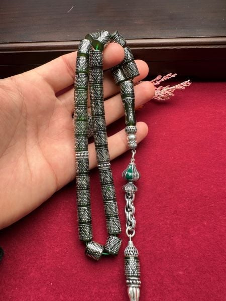 Kesme Model Gümüş İşlemeli Ateş Kehribar Tesbih