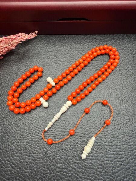 Küre Model 99'luk Fildişi İmame Dizayn Mercan Doğal Taş Tesbih