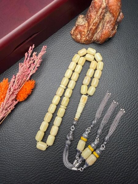 Kapsül Model Rus Kaya Damla Kehribar Tesbih