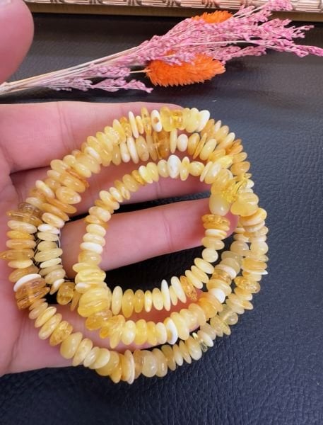 Kırıktaş Model Damla Kehribar Yetişkin Kolye