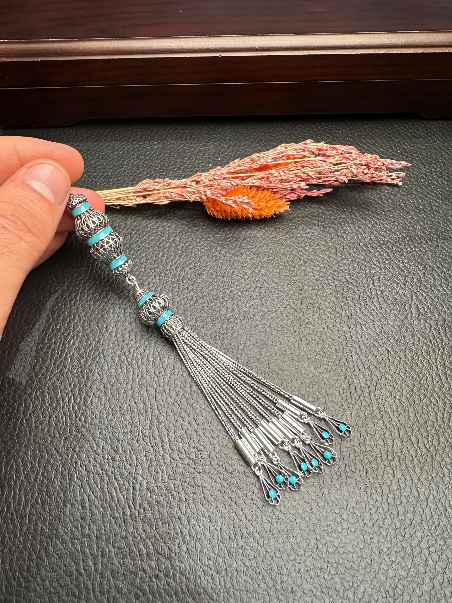 Özel Tasarım Gümüş Püskül