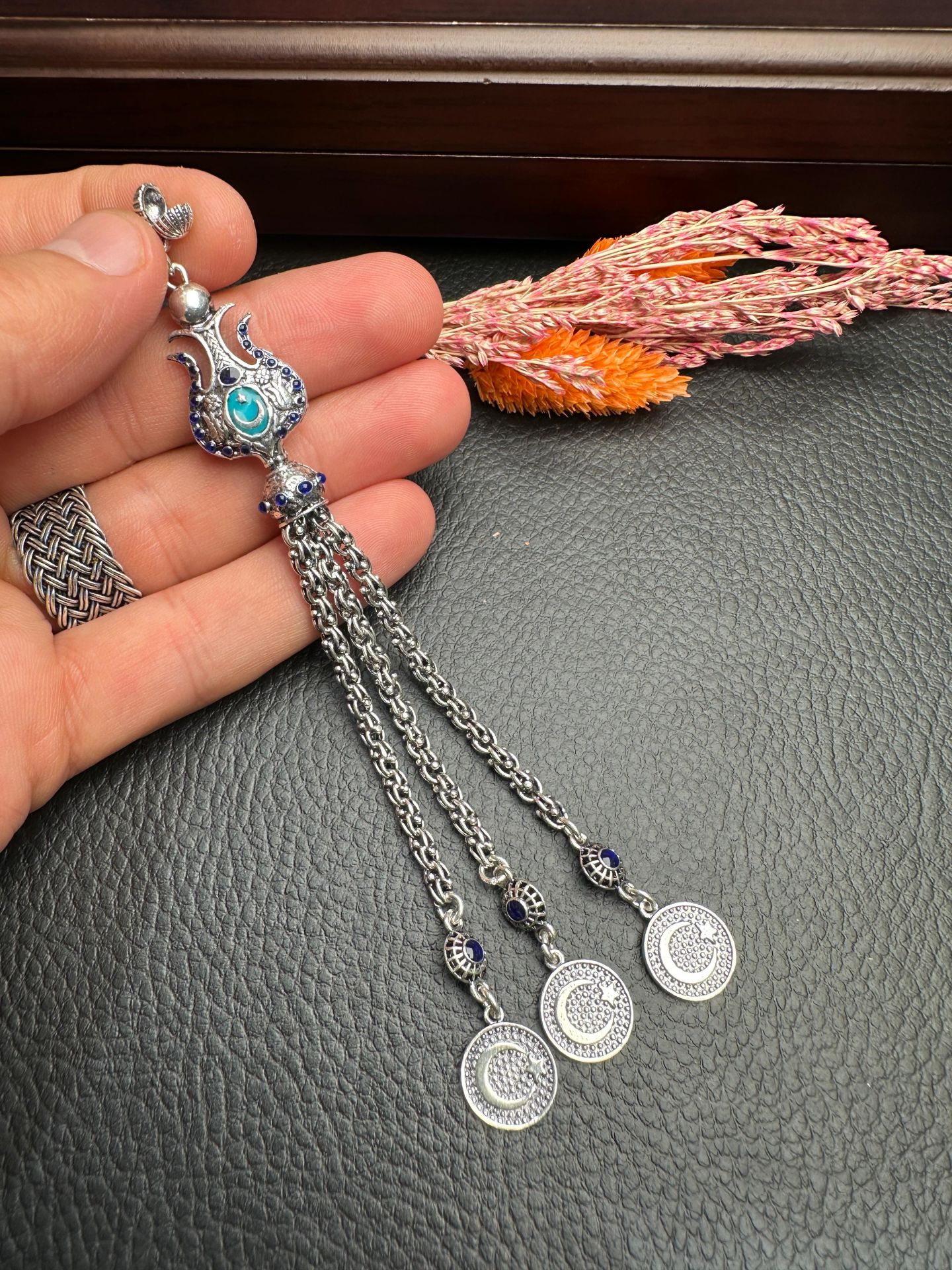 Özel Tasarım Gümüş Püskül