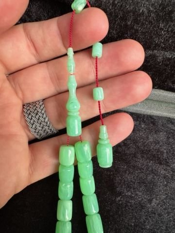 Kapsül Model Fıstık Yeşili Eski Alman Katalin Tesbih