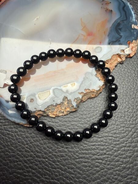 Küre Model Oniks Doğaltaş Bileklik