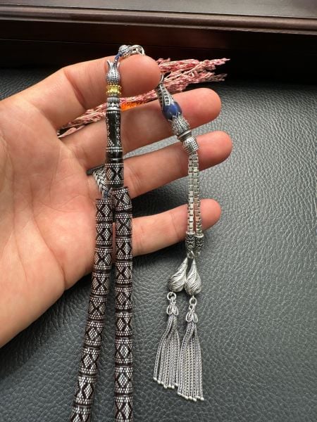 Kesme Model Gümüş İşlemeli Ateş Kehribar Tesbih