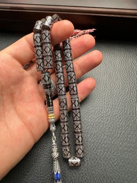 Kesme Model Gümüş İşlemeli Ateş Kehribar Tesbih