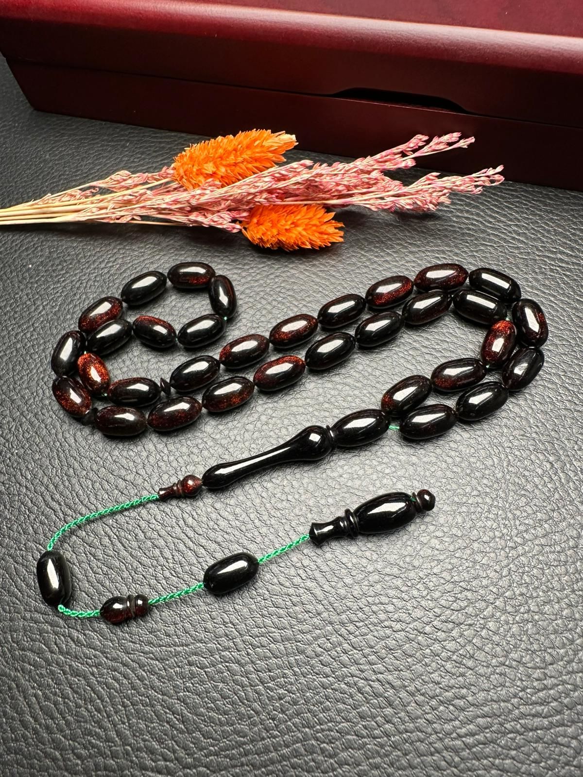 Kapsül Model  Simli Sıkma Kehribar Tesbih