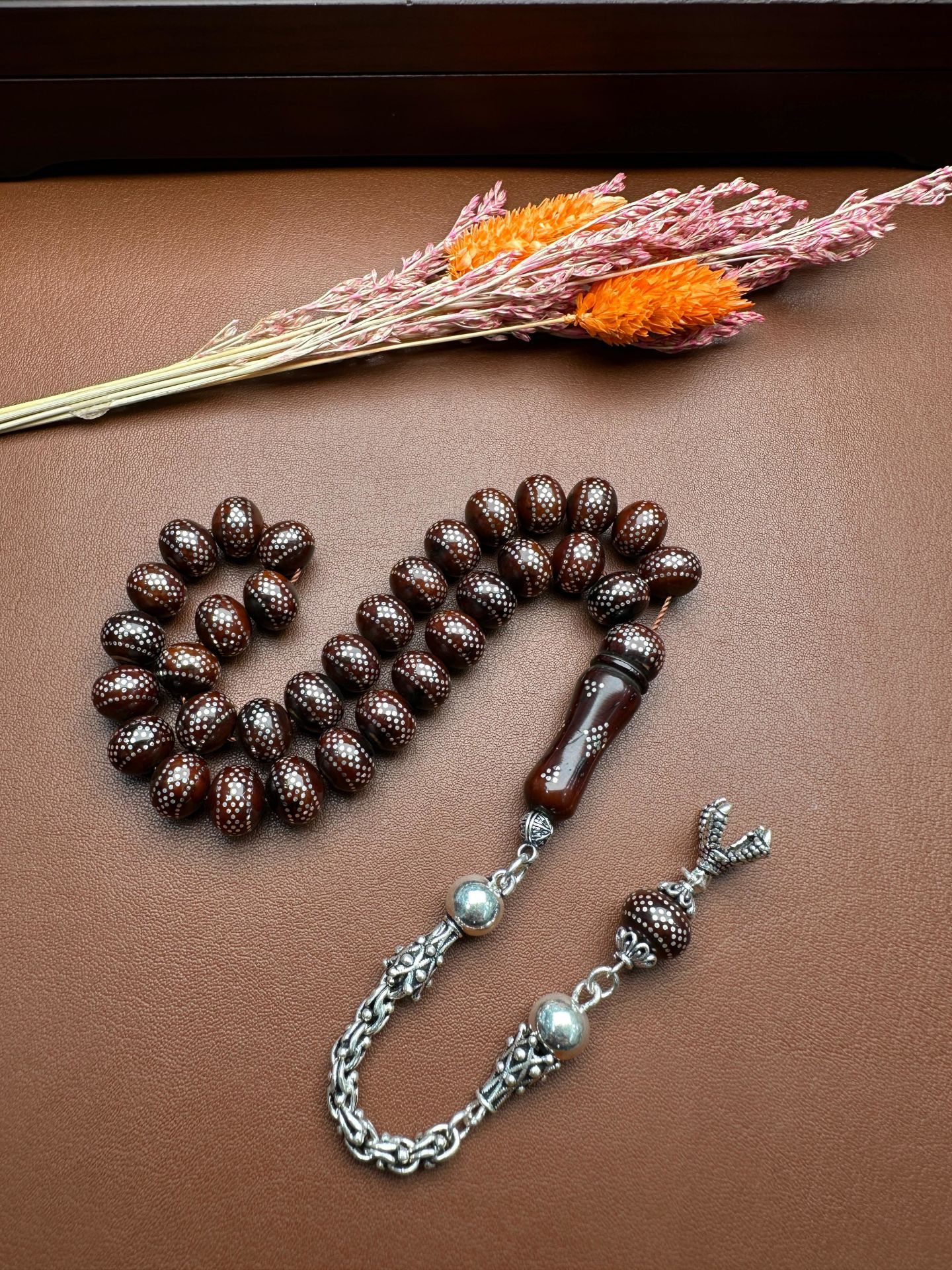 Basık Model Gümüş  İşlemeli Kuka Tesbih