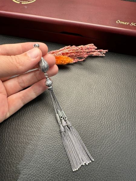 Özel Tasarım Gümüş Püskül