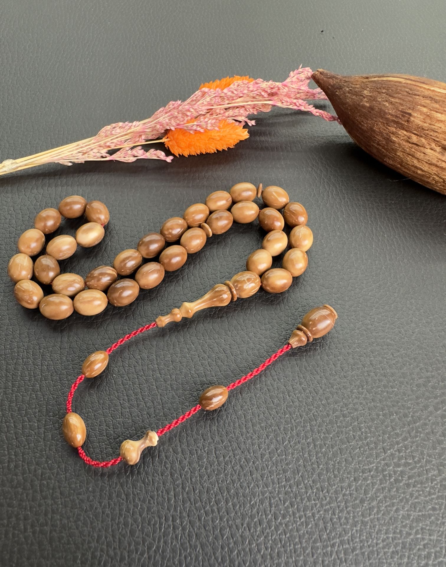 Badem Model Sistemli Sade Kuka Tesbih