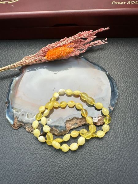 Damla Kehribar Bebek Kolye