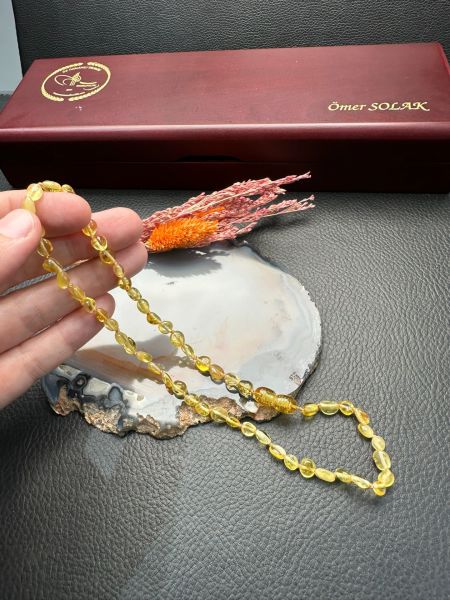 Damla Kehribar Bebek Kolye