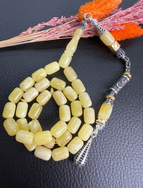 Kapsül Model Rus Kaya Damla Kehribar Tesbih