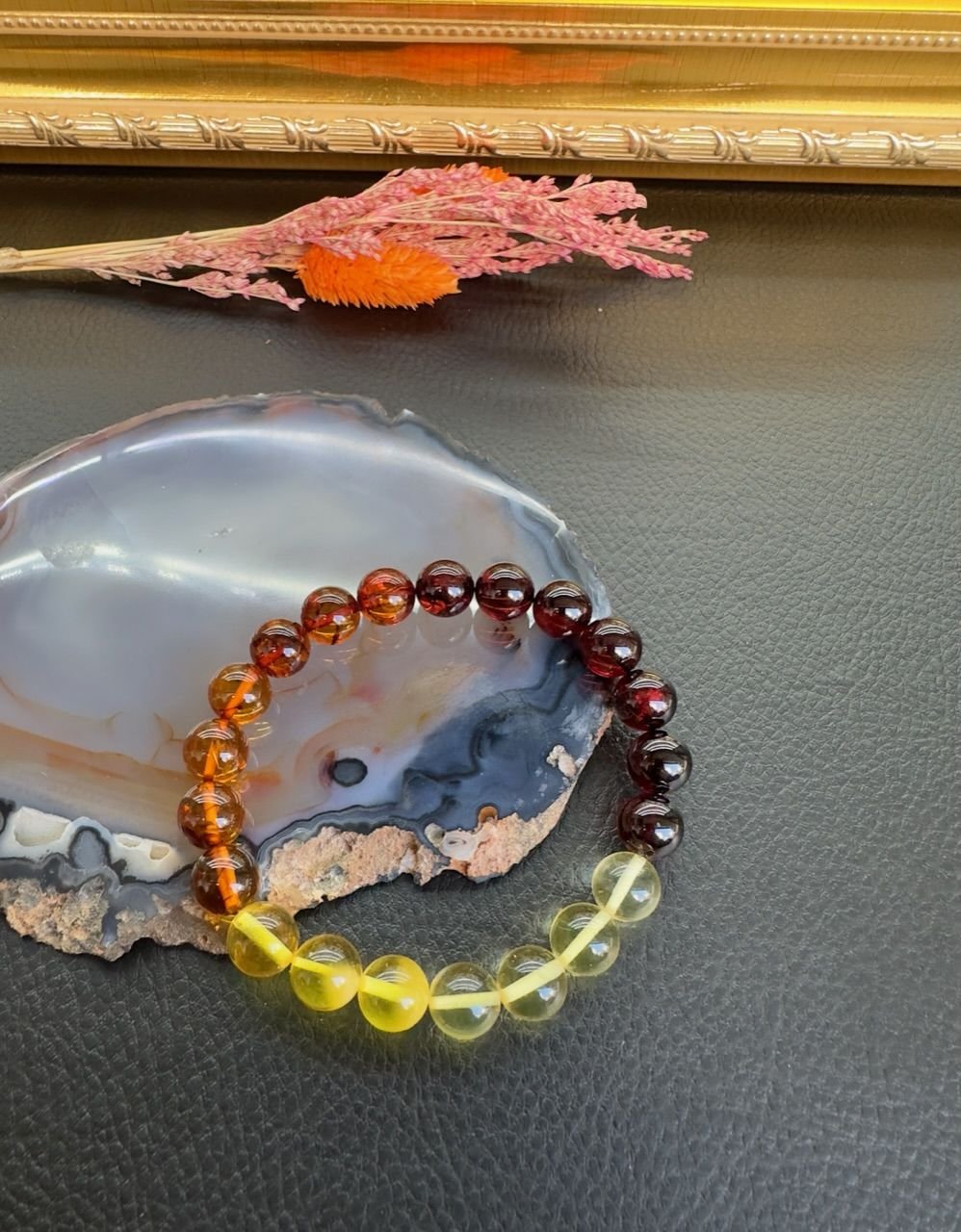 Küre Model Damla Kehribar Bileklik