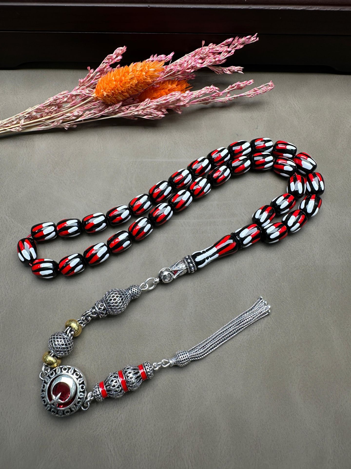 Kapsül Model Taraftar Milli Takım Sıkma Kehribar Tesbih