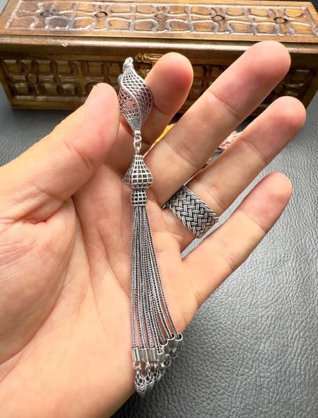 Özel Tasarım Fizyonlu Model Gümüş Püskül