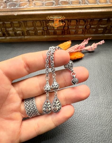 Özel Tasarım Çiftli Model Gümüş Püskül