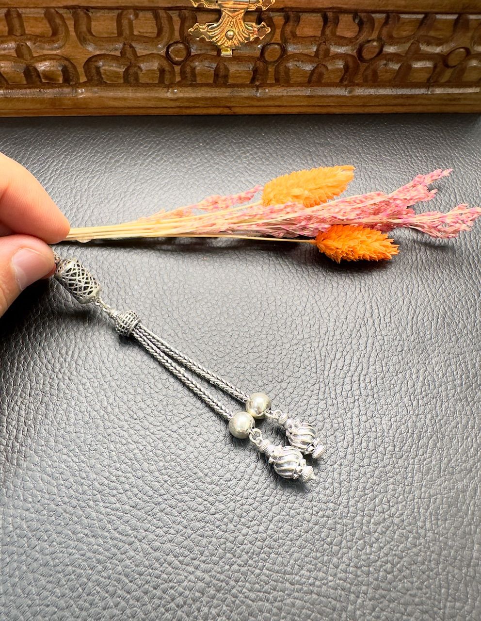 Özel Fizyonlu Tasarım Gümüş Püskül