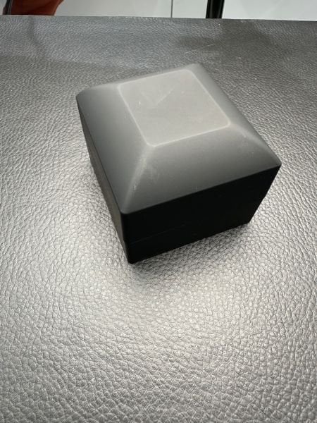 Siyah Renk Özel Tasarım Led Işıklı Yüzük Kutusu