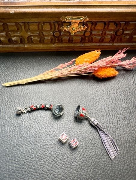 Özel Tasarım Zarlı Model Gümüş Püskül