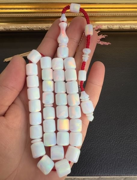 Basık Model Beyaz Renk Opal Tesbih