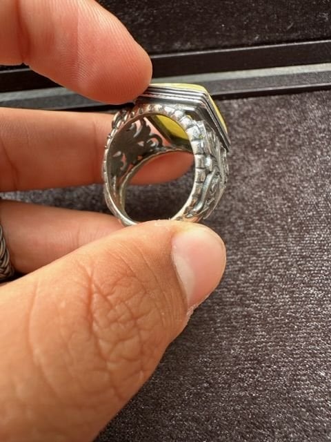 Kalem İşçilikli Osman Özpala Damla Kehribar 925 Ayar Gümüş Erkek Yüzük