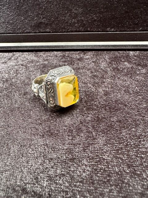 Kalem İşçilikli Osman Özpala Damla Kehribar 925 Ayar Gümüş Erkek Yüzük