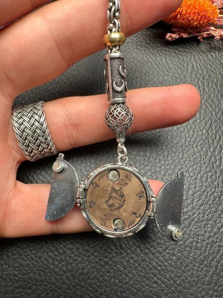 Özel Kapaklı Tasarım Gümüş Püskül