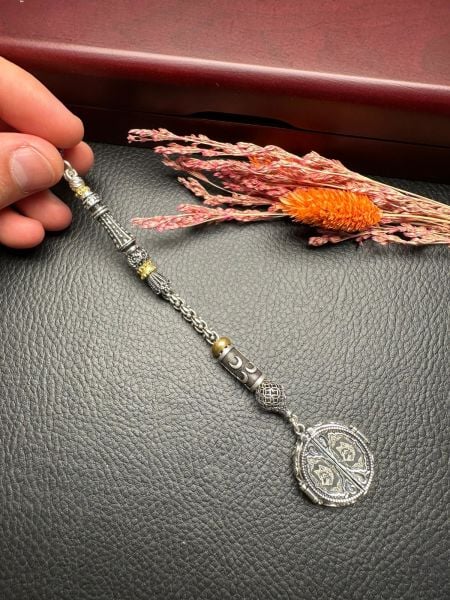 Özel Kapaklı Tasarım Gümüş Püskül