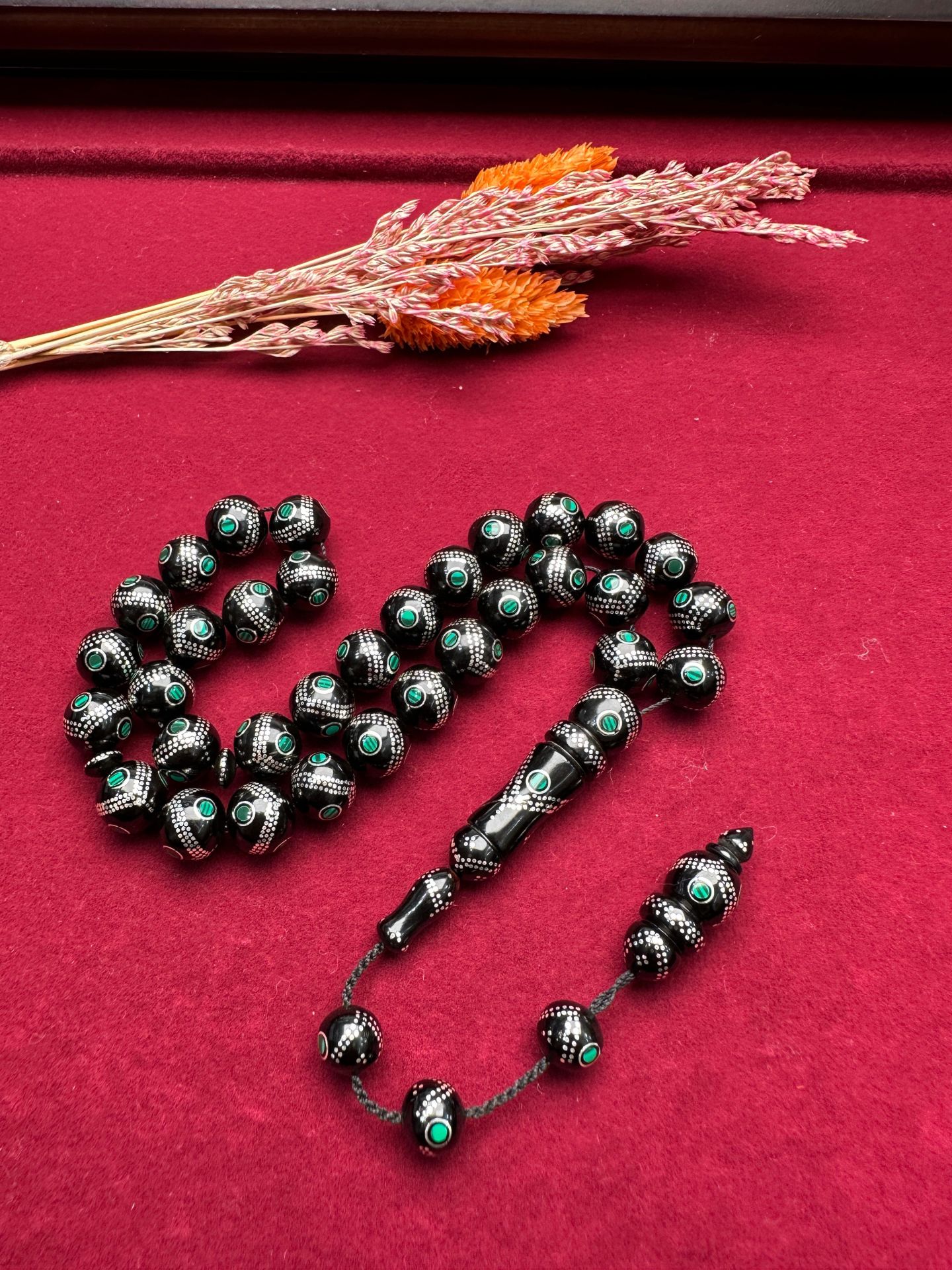 Küre Model Gümüş ve Mine İşlemeli  Kuka Tesbih