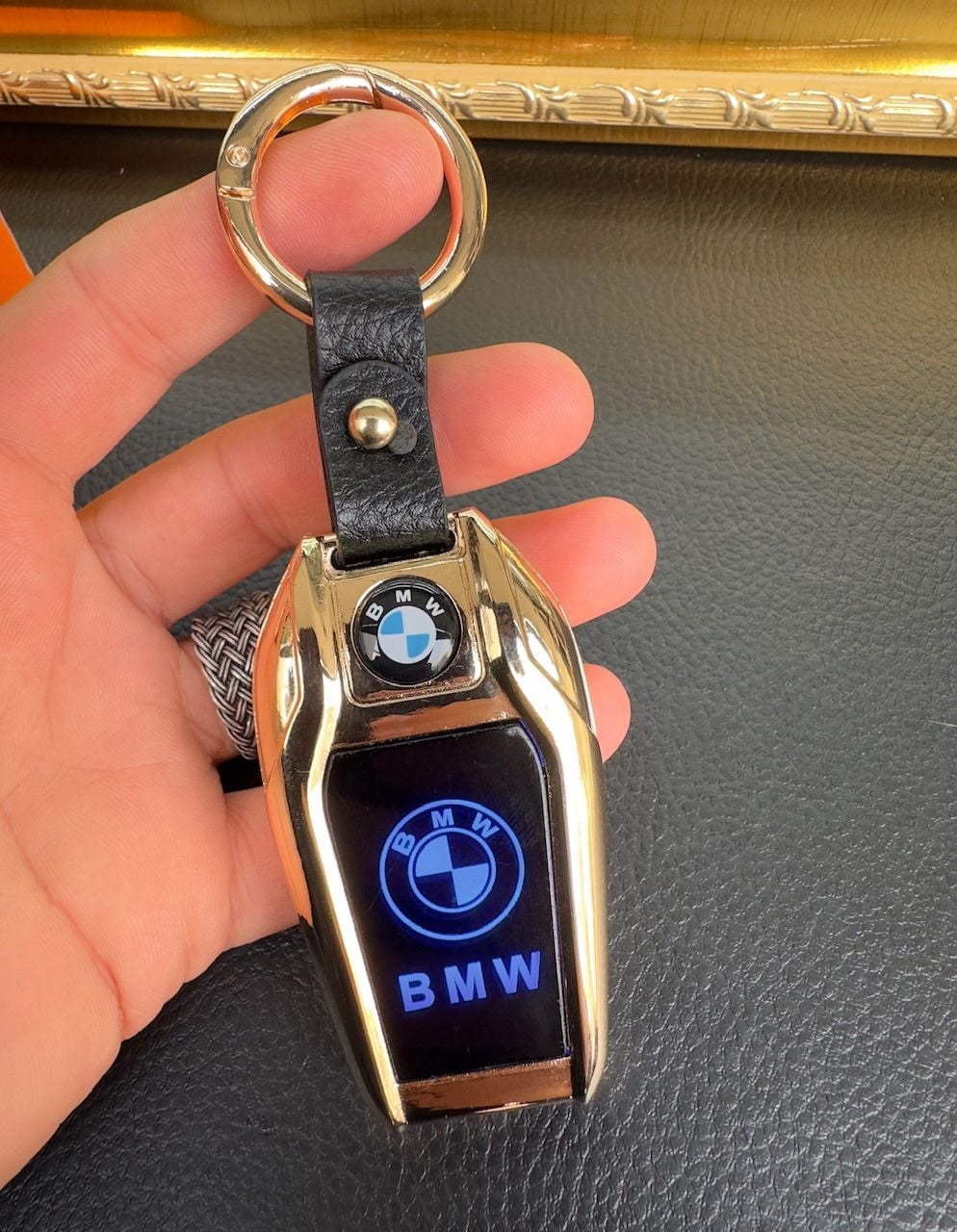 Özel Tasarım BMW Elektronik Çakmaklı Anahtarlık