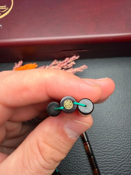 Kesme Model Hareli Sıkma Kehribar Tesbih