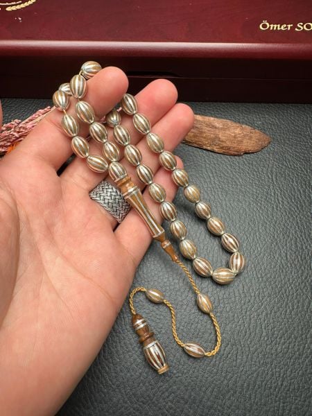 Beyzi Model Gümüş Yarma İşlemeli Kuka Tesbih