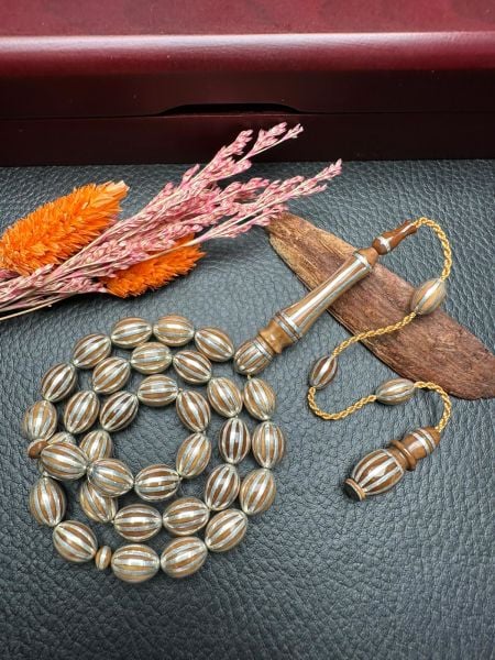 Beyzi Model Gümüş Yarma İşlemeli Kuka Tesbih