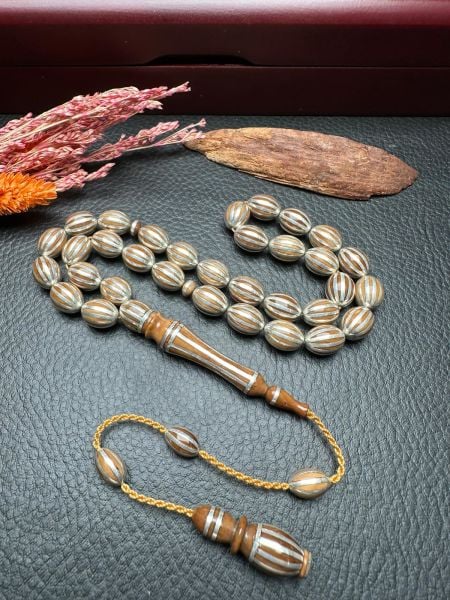 Beyzi Model Gümüş Yarma İşlemeli Kuka Tesbih