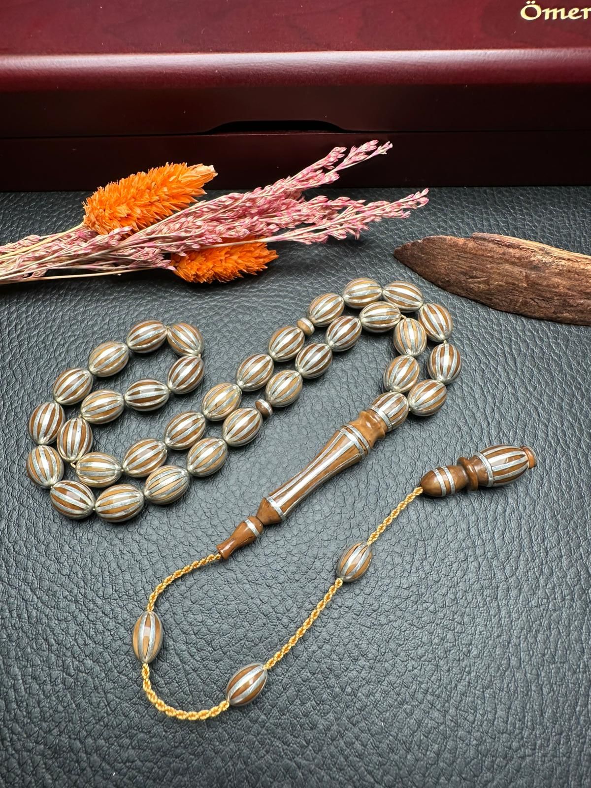 Beyzi Model Gümüş Yarma İşlemeli Kuka Tesbih