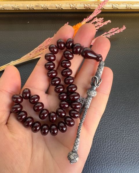 Basık Model Bordo Renk Sıkma Kehribar Tesbih