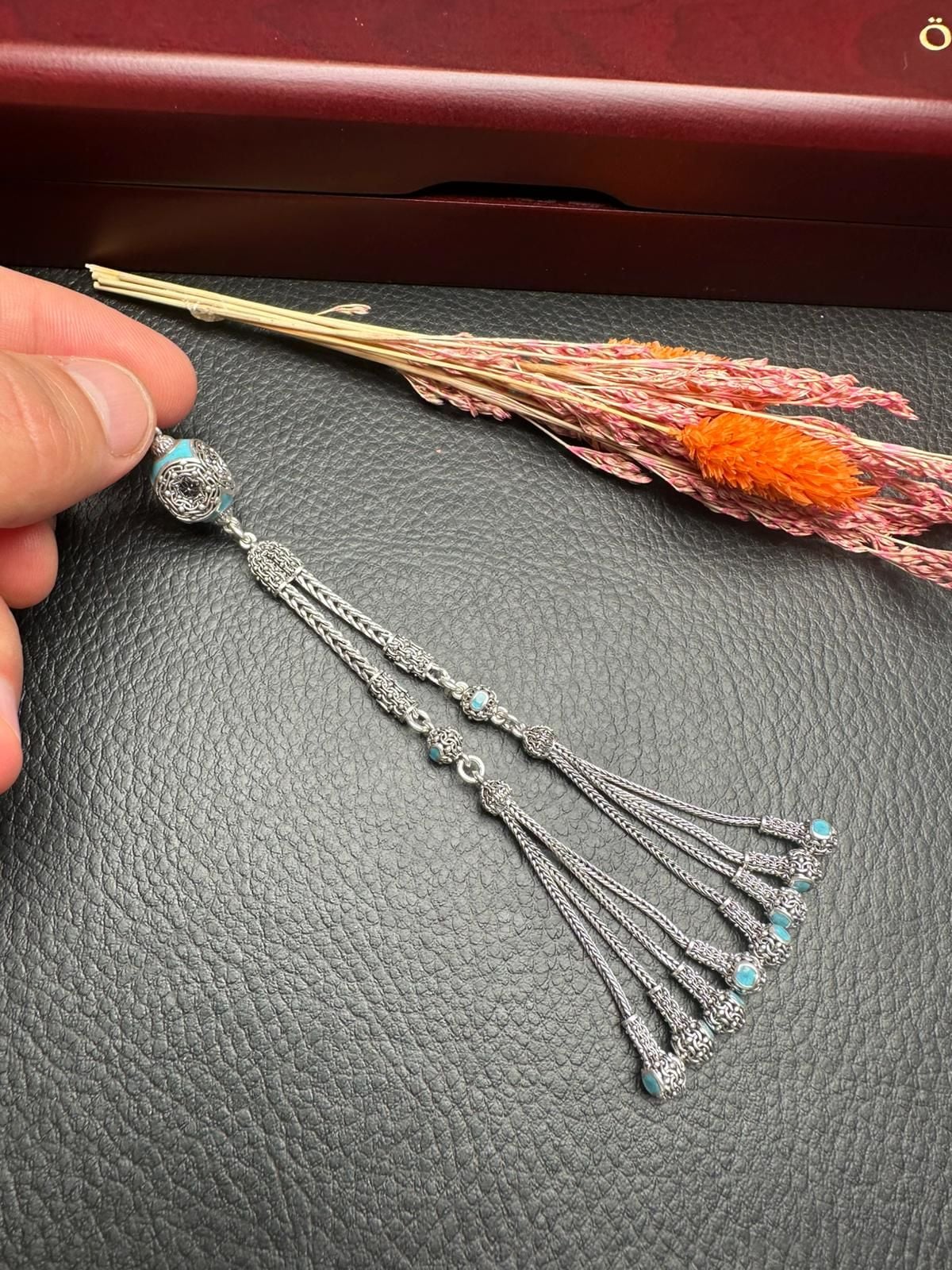 Özel Tasarım Gümüş Püskül