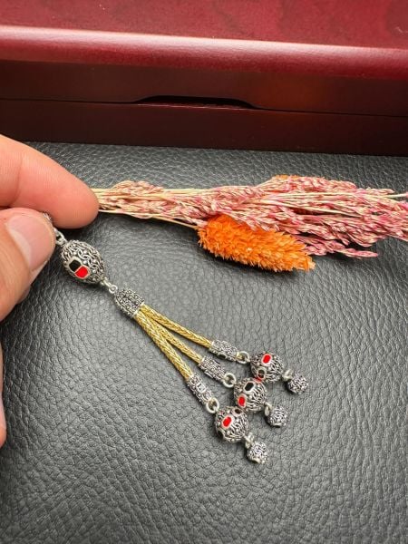 Özel Tasarım Gümüş Püskül