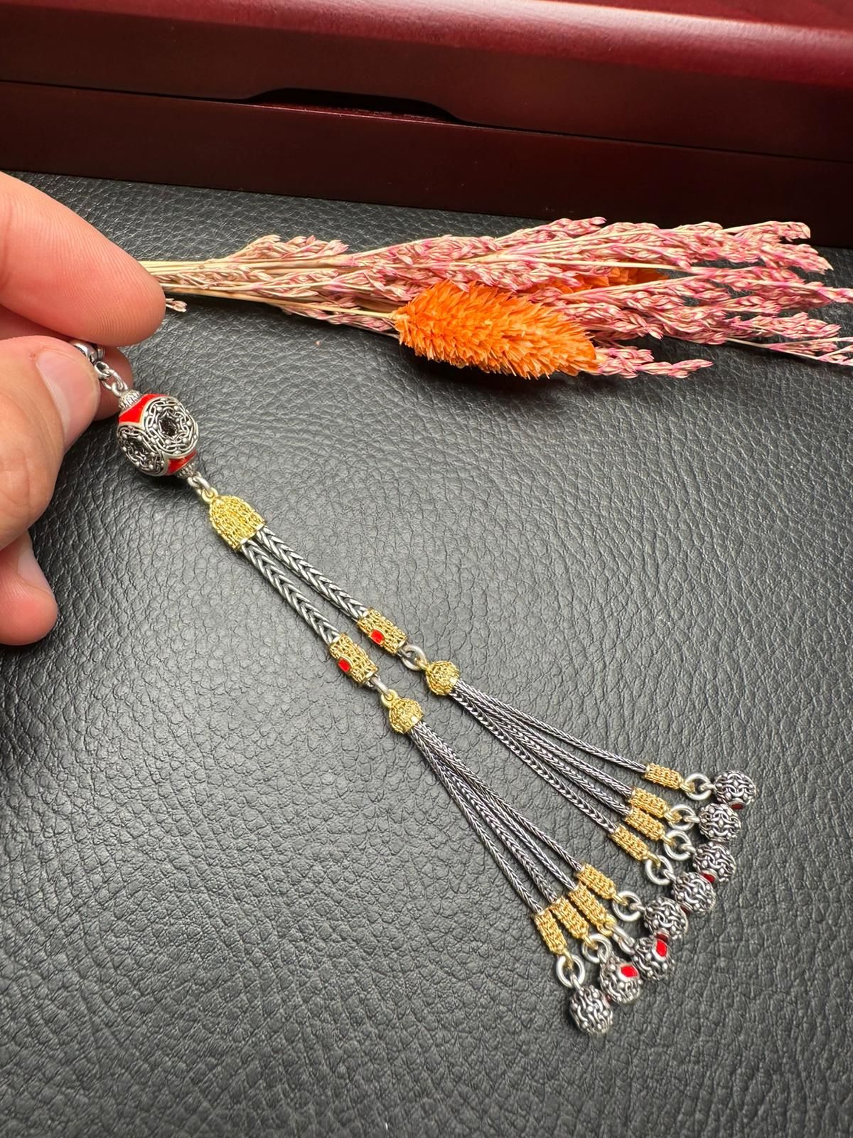 Özel Tasarım Gümüş Püskül