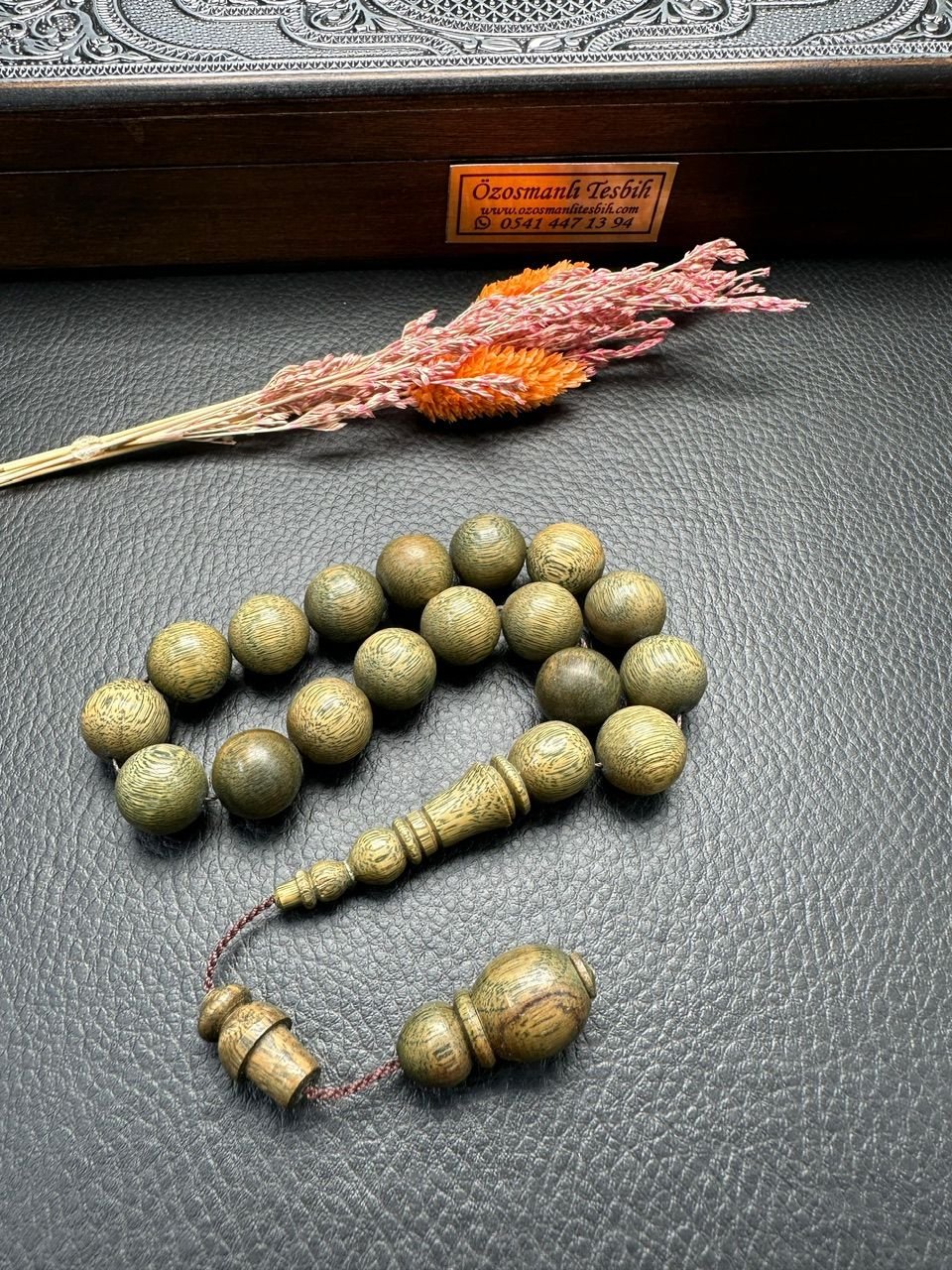 Küre Model Maskot Yeşil Pelesenk Ağacı Tesbih