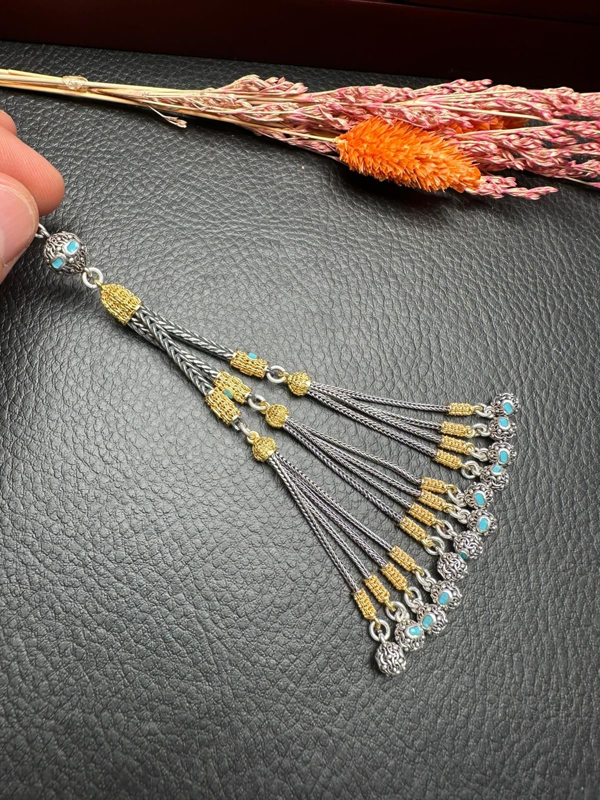 Özel Tasarım Gümüş Püskül