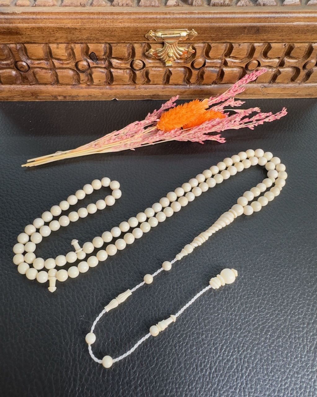 Küre Model 99’luk Sade Fil Dişi Tesbih