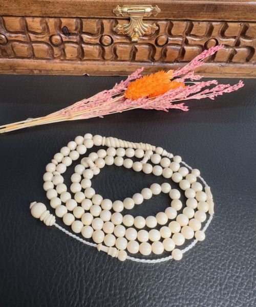 Küre Model 99’luk Sade Fil Dişi Tesbih