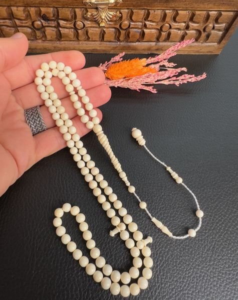 Küre Model 99’luk Sade Fil Dişi Tesbih