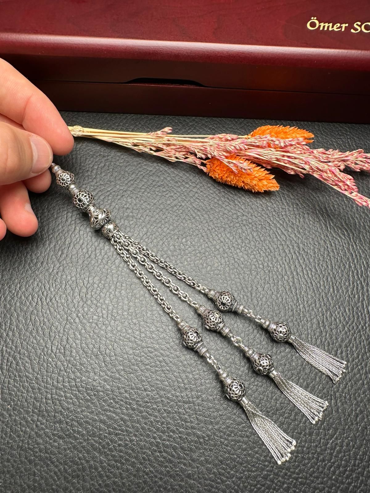 Özel Tasarım Gümüş Püskül